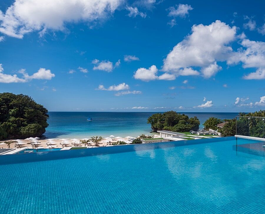 Crimson And Boracay 5*