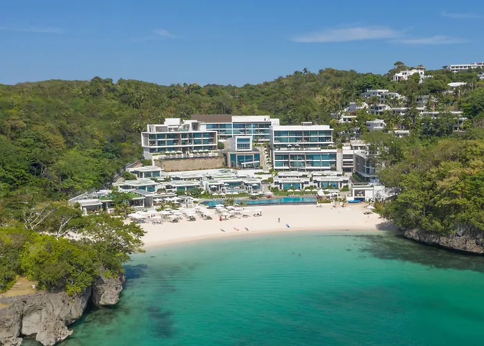Crimson Resort And Spa Boracay