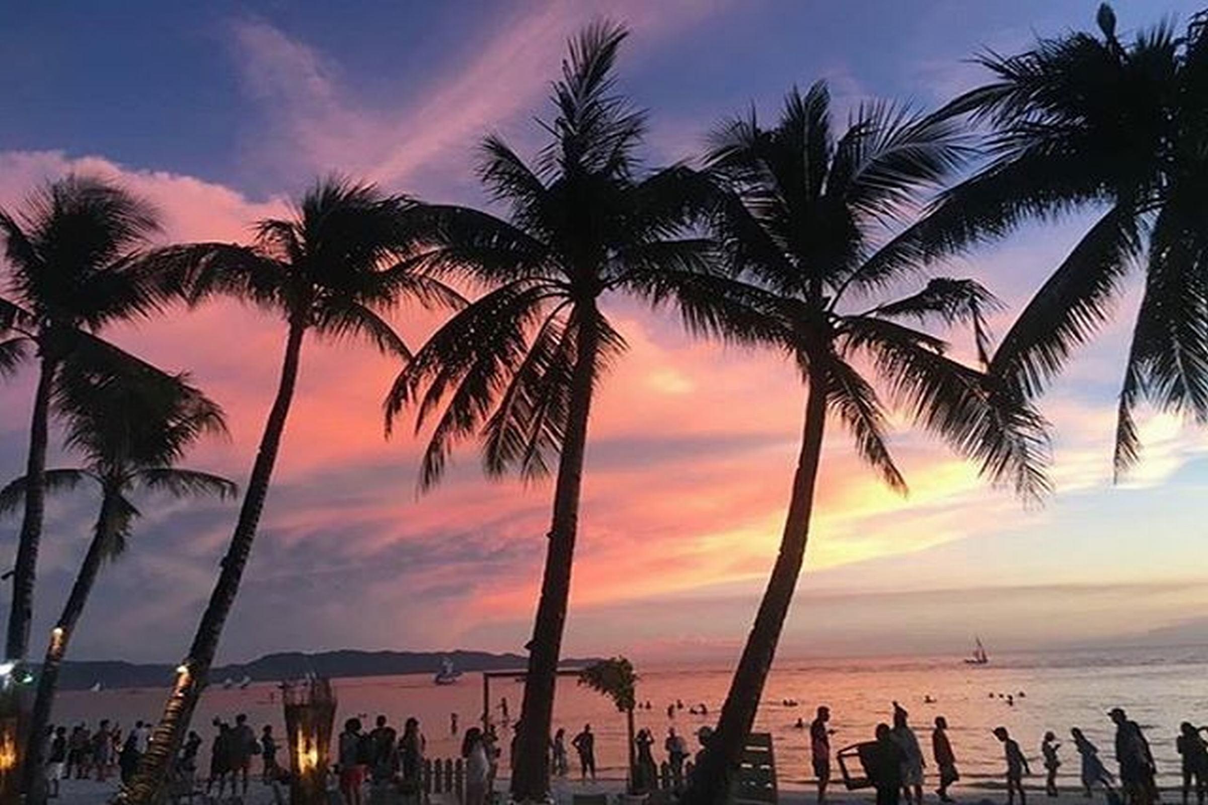 Crimson And Boracay Yapak
