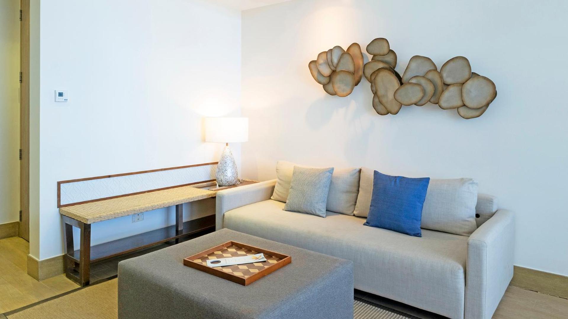 Crimson And Boracay Resort 5*