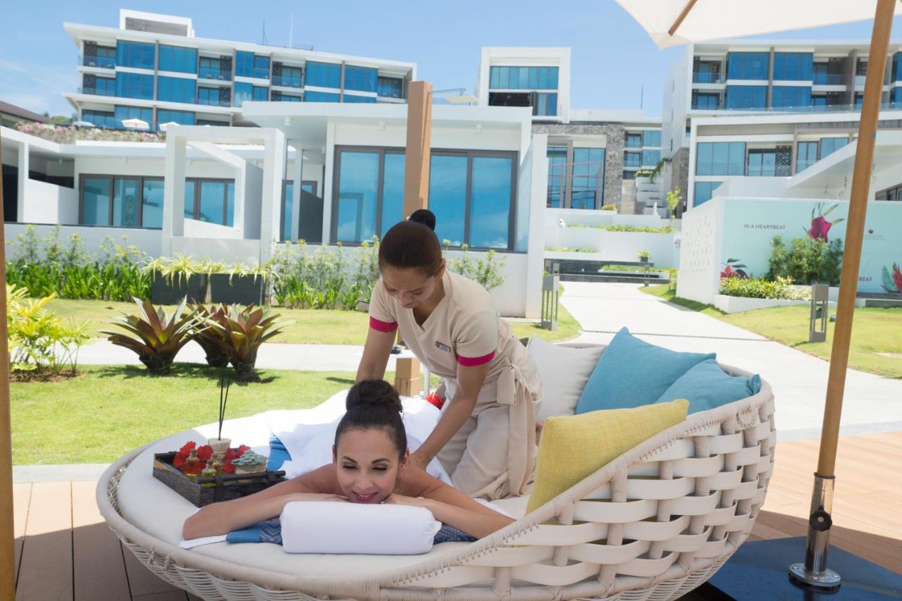Crimson And Boracay Resort 5*